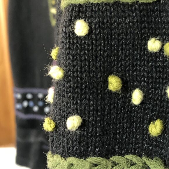 Black Cropped Sweater Vintage Embroidered Small Retro V-Neck Pullover - Picture 4 of 11